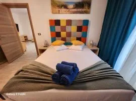 Azizi Luxury Apartments Blaxy Beach Pool & Spa Resort piscina Interioara incalzita