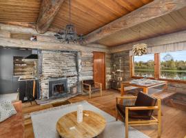 Suvantokoto Riverside Log Cabin, cabin in Rovaniemi