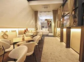 Hotel Riverside