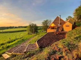 Sauna, Hot Tub & Cold Plunge Pyramid Escape