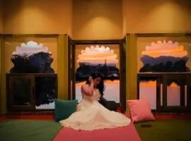 Footprint By The Lake