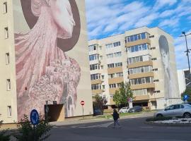 WARM-Apartament Nou Fiald, hotel com piscinas em Bacău