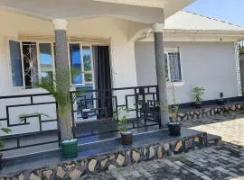 UZIMA HOMEs