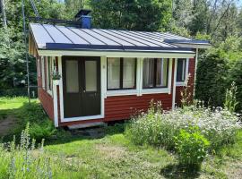 Villa V Tähkä - Hiljainen ja viihtyisä vierasmaja, cabin in Helsinki
