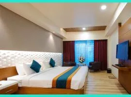 LUXUARY HOTEL -D & P - Near Sea Beach - Shree Jagarnath Temple - # Restrurant - Lift & Parking With Free Wi-Fi Facilities # Fully Air Conditioned Hotel With ALL BALCONY ROOMS - Best Hotel In Puri