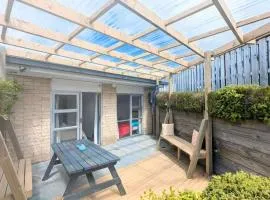 2 bedrooms, easy to start your journey