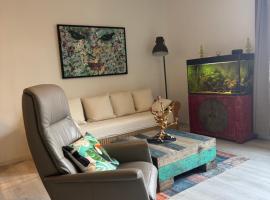 Beim Goldenen Dackel -Atelierhaus im Hof, Hotel in Übach-Palenberg