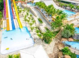 Apt Dentro do diRoma park Aquático 30 metros