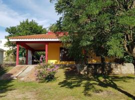 Alojamiento Arroyo de los Patos, hotel in Arroyo de Los Patos