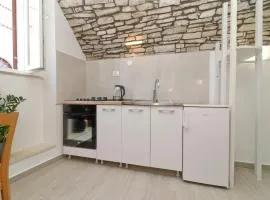 Studio Jokovi - Studio Apartment with Terrace and City View