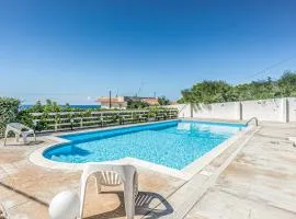 5 Bedroom Awesome Home In Scicli