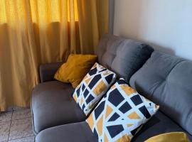 Casa Na Vila Reno - Local Estratégico, hotel in Ponta Porã