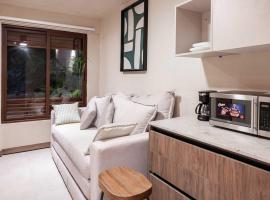 Stylish Double Studio with Equipped Kitchen and Wi-Fi, hotel in Bucerías