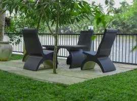 Tinara River Inn, Weligama