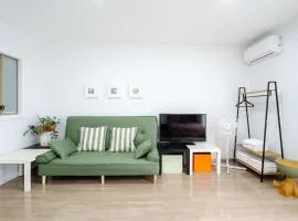 Brunswick Convenience 1BR Home