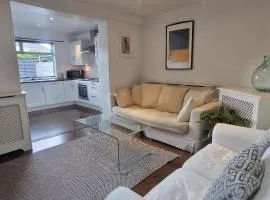 Cozy 2BDR Home Near Luas 5km to City Centre