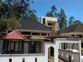 Villa Bungas Kusuma Pinus M92
