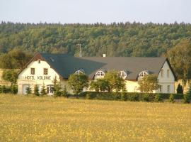 Hotel Kolonie, отель в городе Кршивоклат