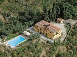 Villa Pilar in Toscana con piscina ultrapanoramica