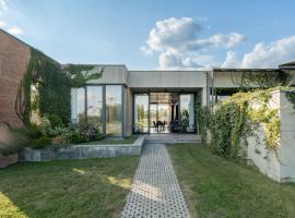 Villa 21 Ambassadori Kachreti Golf Resort, Kakheti Kachreti, hotel con vasche idromassaggio a Kachretʼi