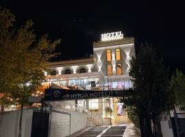 Krokodil hotel & bar, ξενοδοχείο 