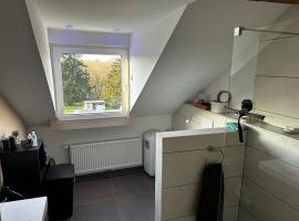 Mertzig에 위치한 호텔 Apartment with us!