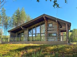 Holiday Villa Karhunkelo - sis 4 kpl hissilippuja, hotel in Ukkohalla