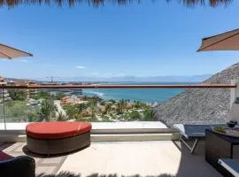 Ocean View Condo with Resort Pool & Beach