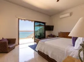 Ocean View Condo with Resort Pool & Beach