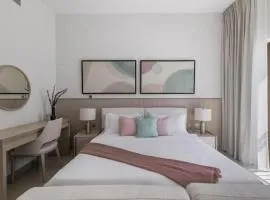 Chic Studio By Sweet Stays, Yas! F1, Parks & Golf