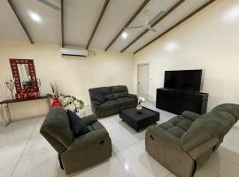 Amataga Grand 4-En-suite Bedroom House、アピアのコテージ