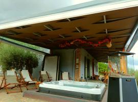 Elaia Rest House Retreat in nature, hotel em Fréngaina