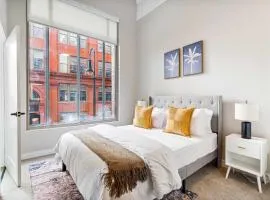 Spacious 2BR CozySuites OTR Downtown #08