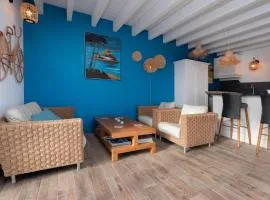 La Maison bleue Domainedecolomban