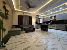 ASNB Residences-F4, hotel in Multan