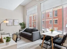 Spacious 2BR CozySuites OTR Downtown #10