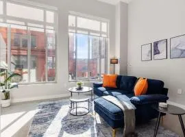 CozySuites Modern 3BR OTR District #17