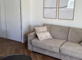 Studio moderne centre-ville proche plage