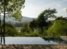 Peacock Hill Sigiriya