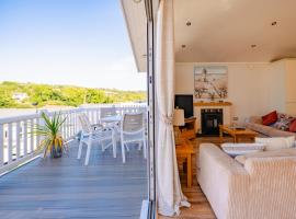 Exclusive 3 Bedroom Lodge - Walk To Saundersfoot, hotel di Pembrokeshire