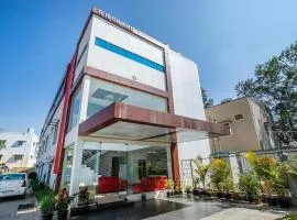 HOTEL SQUARE INN Cosmopolitan