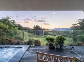 Ralphies Villa 2 Bed 2 Bath With Valley Views