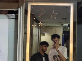 Crest Pyramids View Inn, five-star hotel in Nazlat as Sīsī