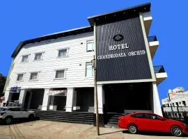 Hotel Chandrodaya Orchid - Near Banke Bihari Temple & Near Prem Mandir