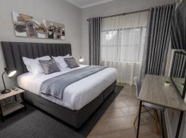 The Gray Luxury Apartments, отель в Хараре