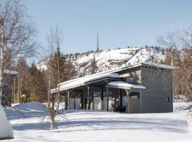 RUKALODGE - High quality Lodges with saunas and extras., chalet de monta&ntilde;a en Rukatunturi