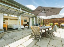 Eco Barn, hotelli kohteessa Fakenham