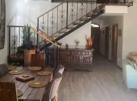 House -Sleeps 6-Garden-Fireplace