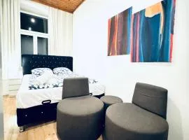 Comfy 5BR shared Apartment Near Kaufpark Alterlaa