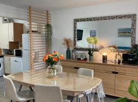 Résidence le 46, hotel in Concarneau